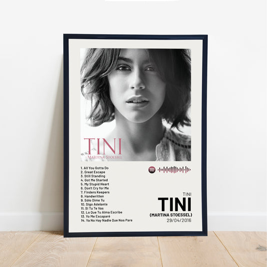 TINI (MARTINA STOESSEL)